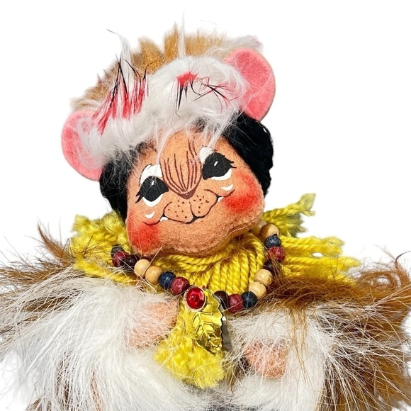 NWOT ANNALEE Native American Indian Boy 7" Mouse With Beaded Necklace 2004 - Picture 11 of 16